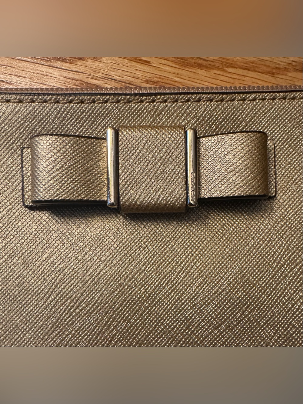Coach Darcy Bow Gold Wristlet - Picture 4 of 7